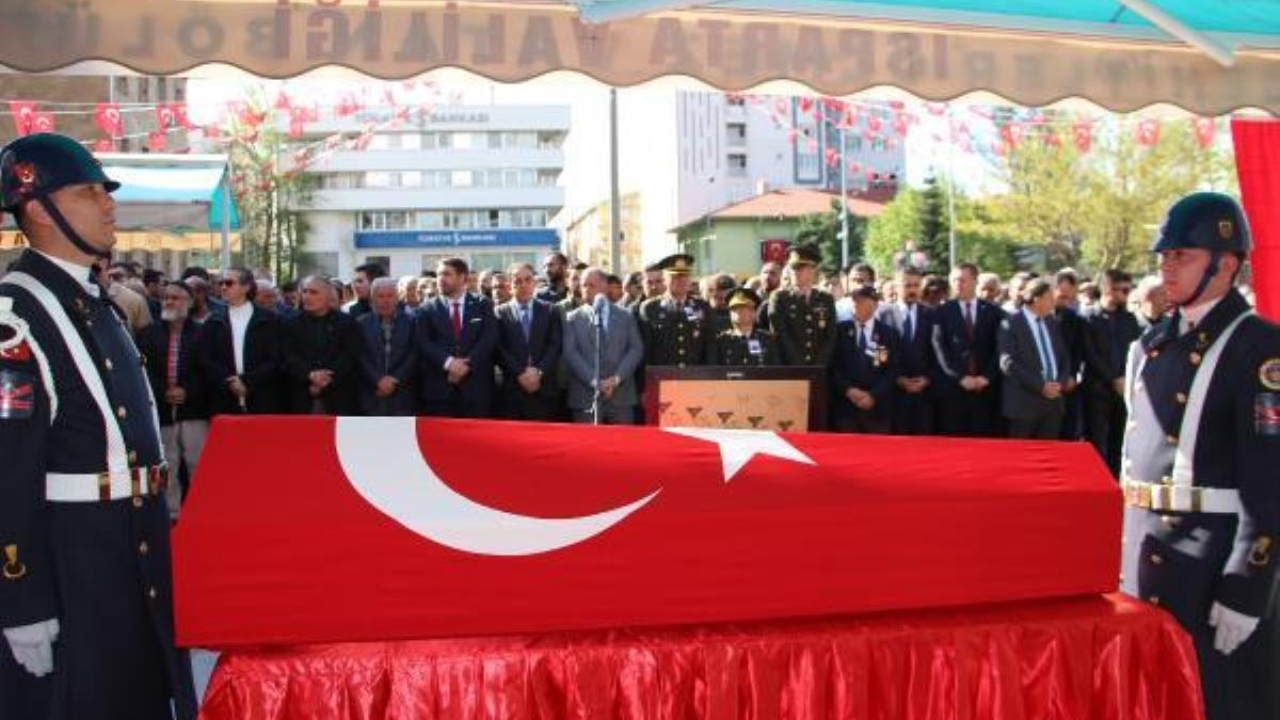 Isparta'da Şehit Jandarma Uzman Onbaşı Oğuzhan Kabayel Toprağa Verildi