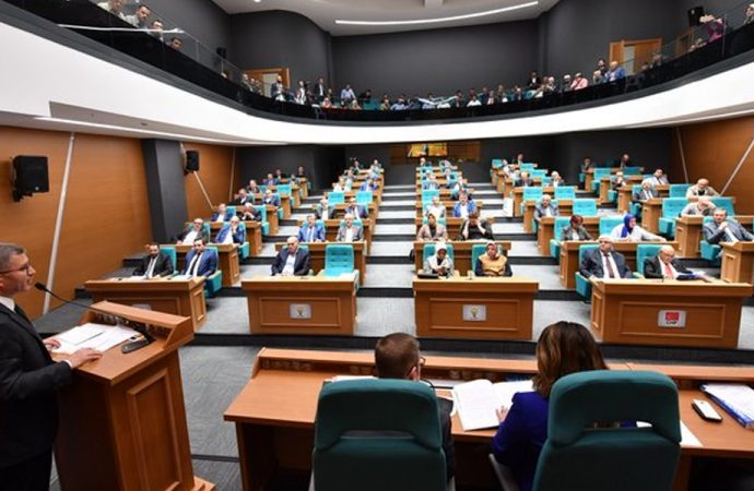 Yolsuzluk 'münferit vaka' diyen AKP ve MHP'liler araştırmaya izin vermedi