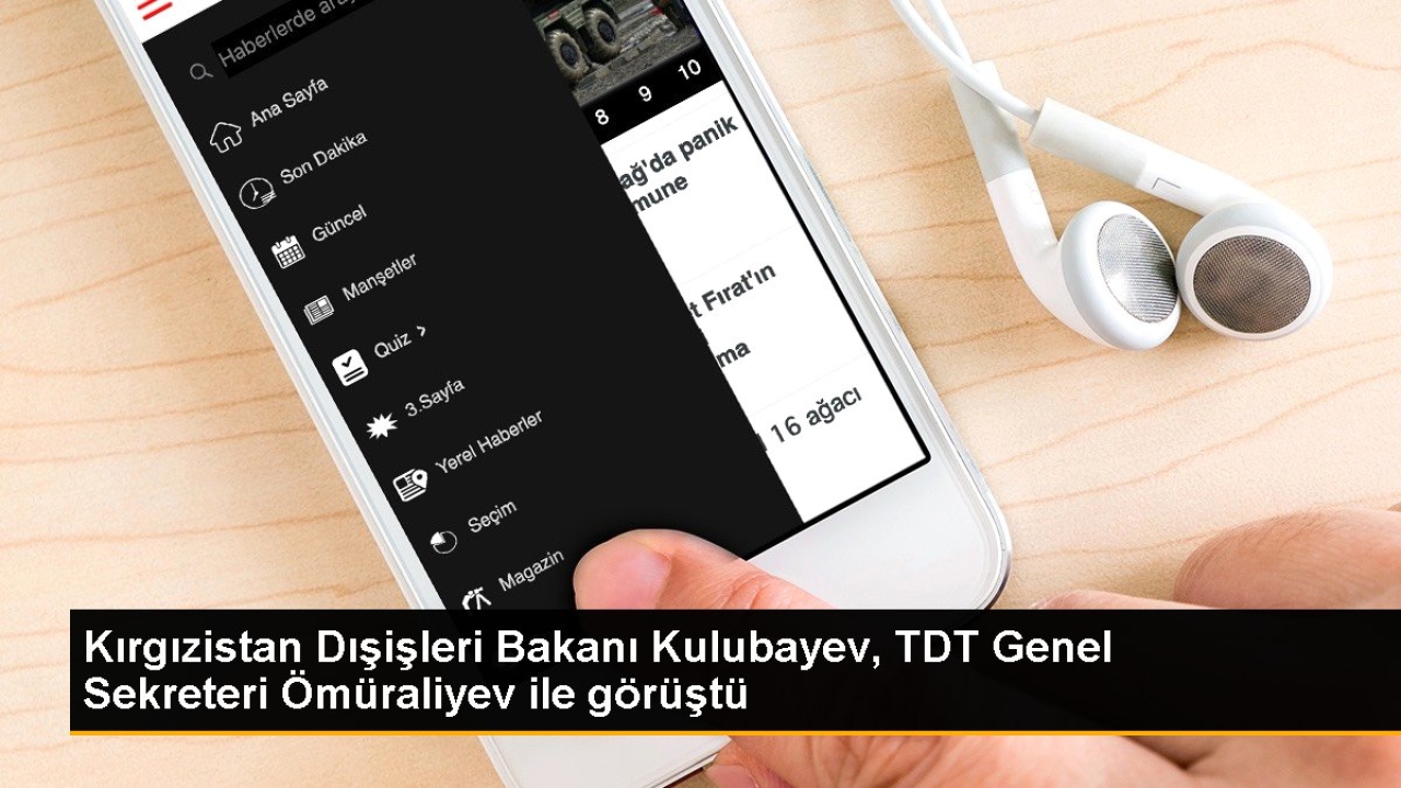 Kırgızistan Dışişleri Bakanı TDT Genel Sekreteri ile Görüştü