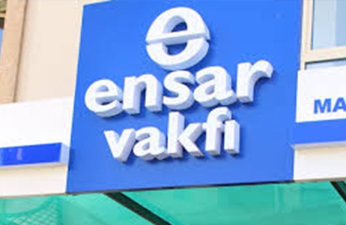 AK Partili belediye Ensar Vakfı'na 5,7 milyonluk ihale verdi: Belediye yetkilisi ihaleyi soran gazeteciye 