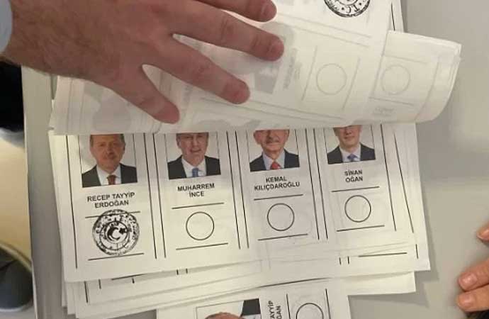 YSK’dan oy pusulasında Erdoğan’ın üzerine taşan mühür açıklaması