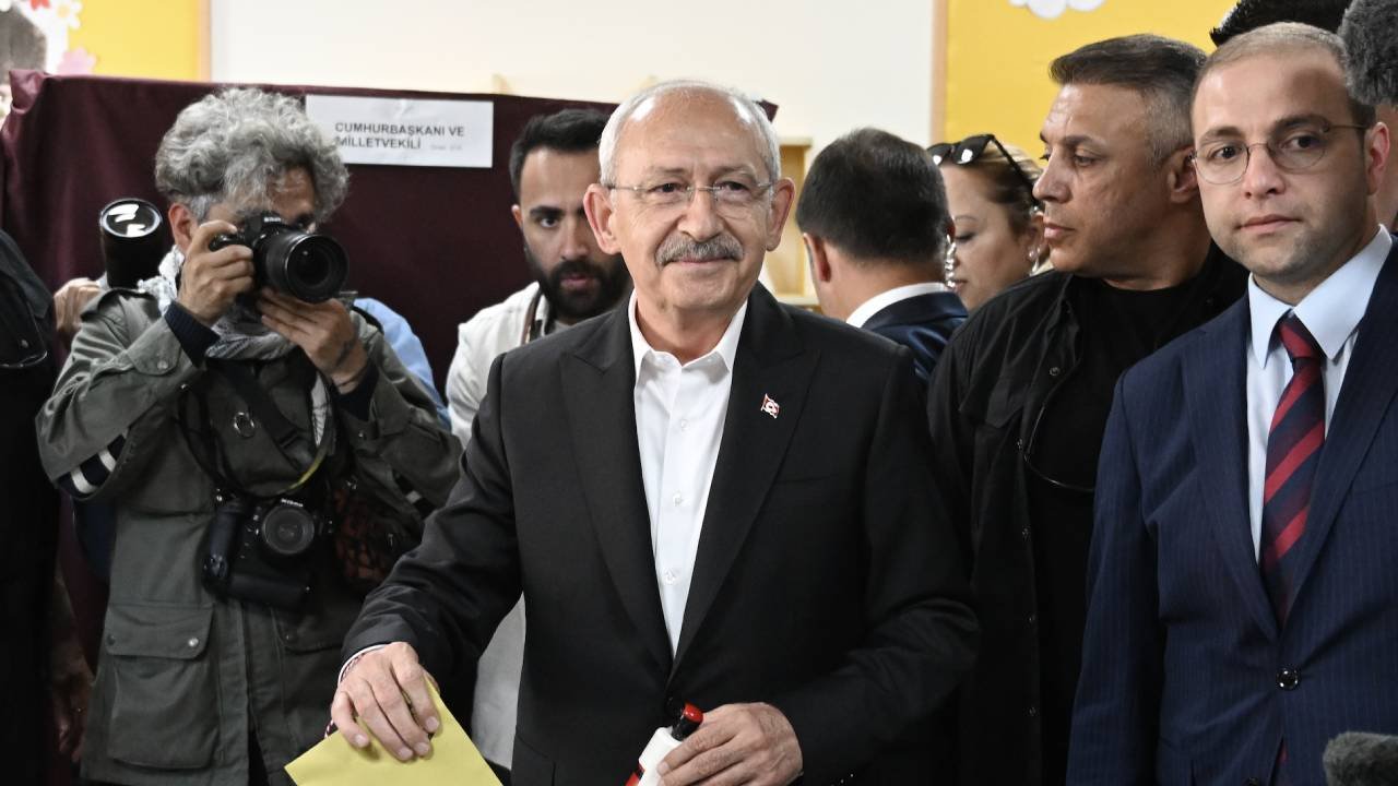 Kılıçdaroğlu'ndan YSK'ya 'uyarı': İllerdeki veri girişini sağlamak zorundasınız; bu gece uyumayacağız halkım