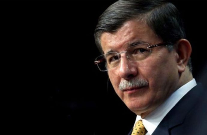 Selvi yazdı: Kulislerde AKP’liler Ahmet Davutoğlu’nun partisinin ismini nasıl yorumladı?