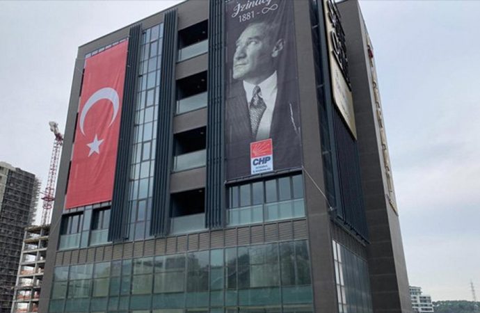 '40 milyon liraya mal olduğu' iddia ediliyordu! CHP İstanbul il binasının yeni yeri belli oldu