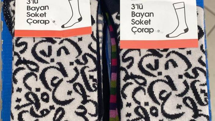 Zincir markette satılan çorap tartışma yarattı