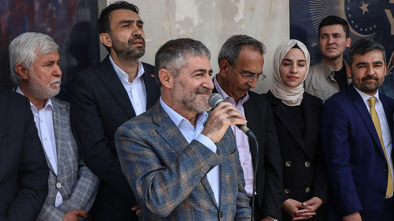 Nebati'den faiz açıklaması: Ezanlar susmaz, bayraklar inmez