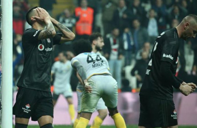 Beşiktaş saldırdı Malatyaspor attı, sekiz maçlık seri sona erdi!