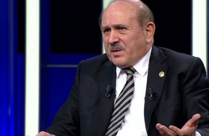 AKP'li Kuzu, Gelecek Partisi'nin parodi hesabını gerçek sandı, cevap verdi