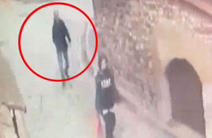İstanbul'un ortasında taciz güvenlik kamerasında!