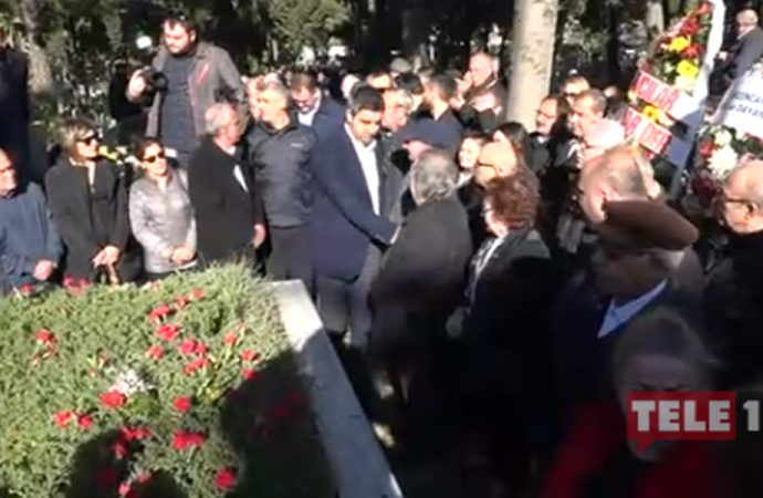 Efsane Başkan Mehmet Ali Büklü vefatının 24. yılında mezarı başında anıldı