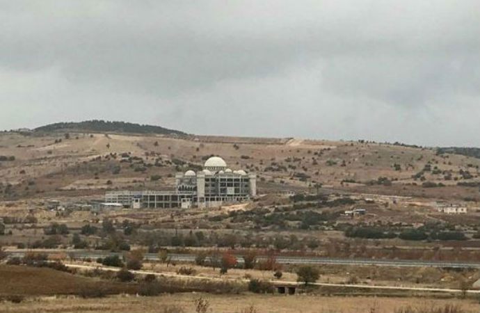 Antep'te müftülük onaylı tarikat külliyesi yapılıyor