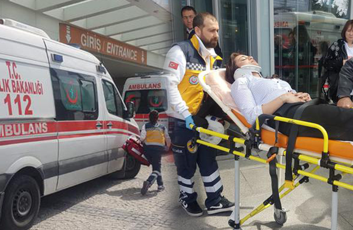 TÜYAP'ta stant devrildi: Yaralılar var