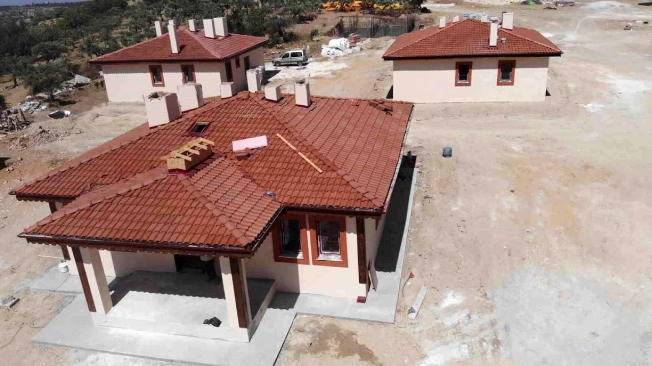 Hatay'da yapılan köy evleri depremzedelerin beğenisini topladı