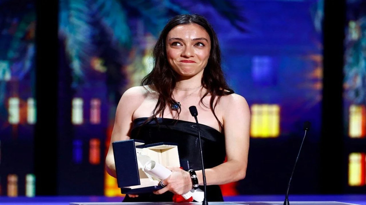 Cannes Film Festivali'nde büyük başarı: Merve Dizdar en iyi kadın oyuncu ödülünü aldı