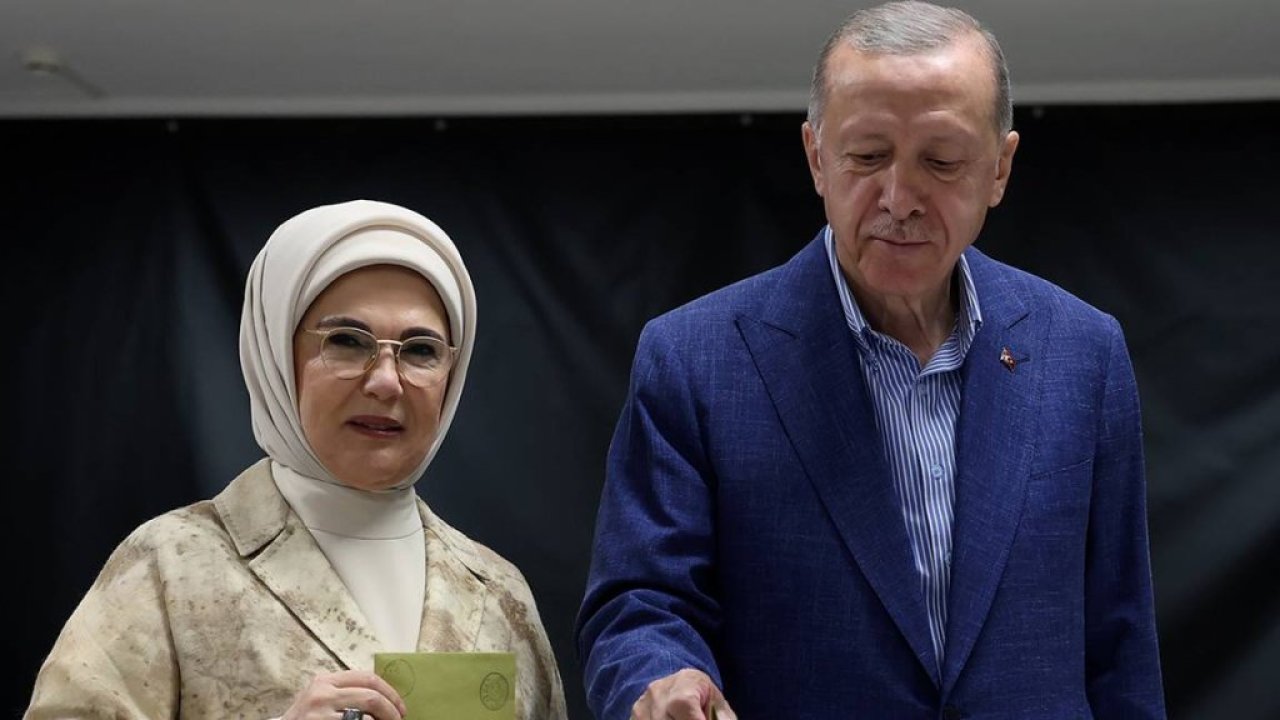 Erdoğan: Sonuçlar kesinleşinceye kadar tüm kardeşlerimi sandıklara sahip çıkmaya davet ediyorum