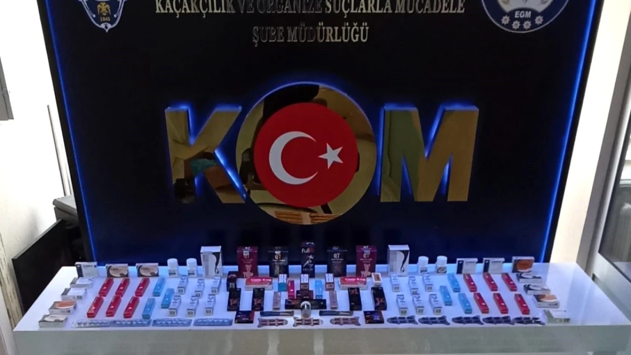 Denizli'de Kaçakçılık Operasyonu: Çok Sayıda Cinsel İlaç Ele Geçirildi