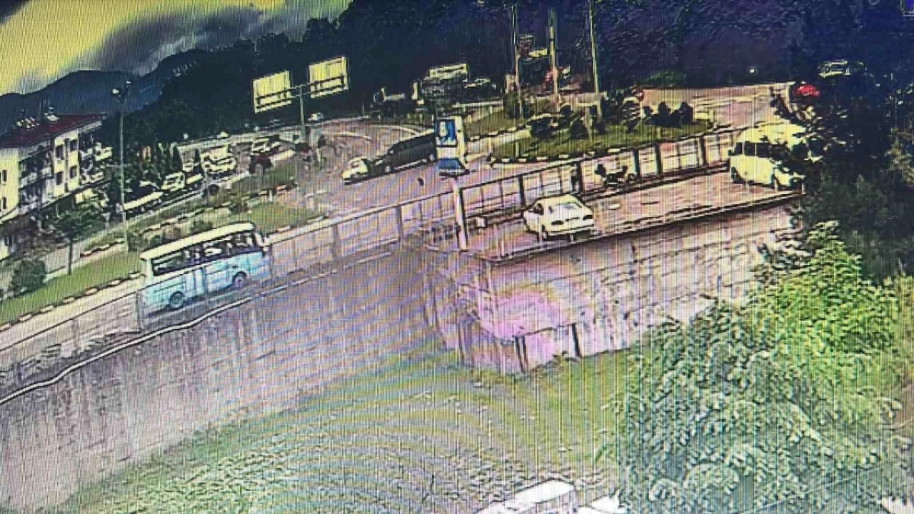 Zonguldak'ta ölümlü kaza güvenlik kamerasında