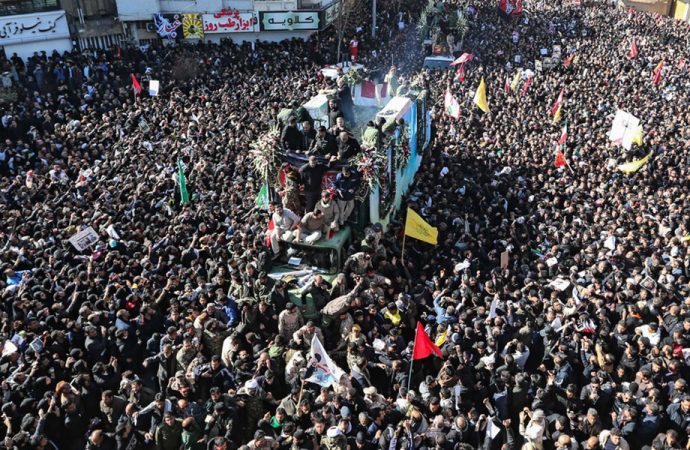 Kasım Süleymani’nin cenaze töreninde izdiham yaşandı! 35 ölü 48 yaralı…