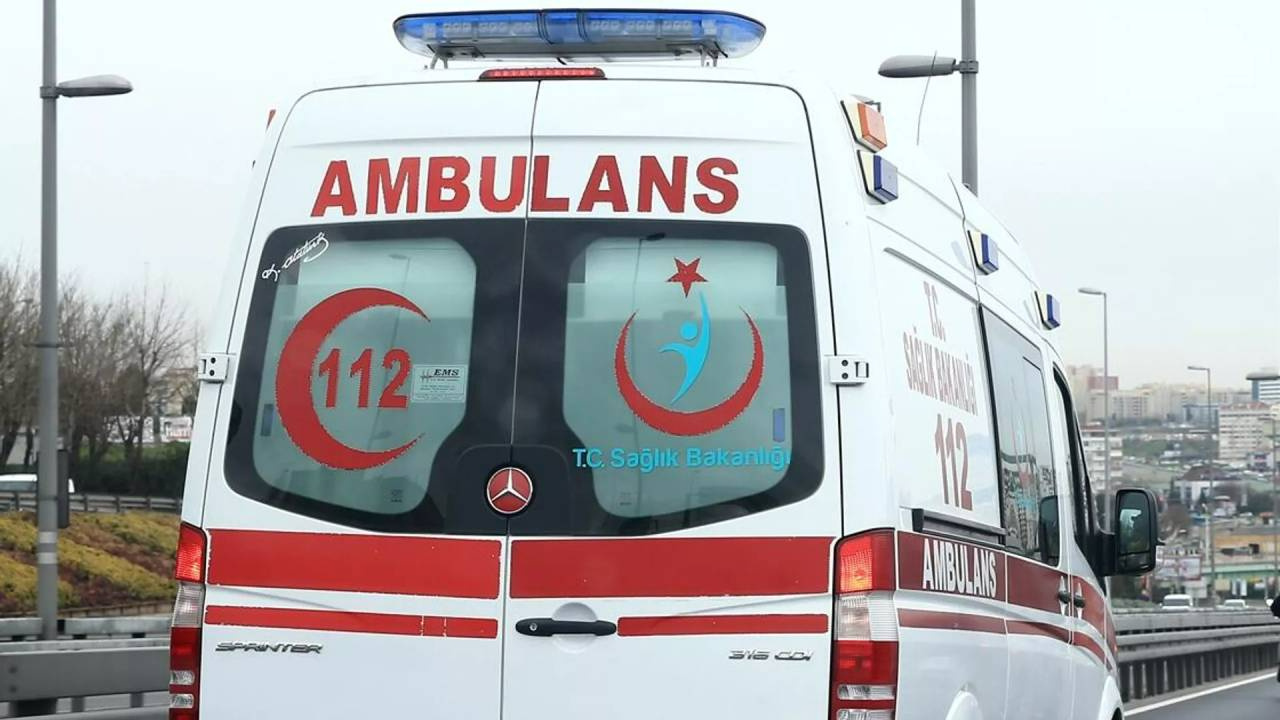 Düğün evinde balkon çöktü: 9 kişi yaralandı