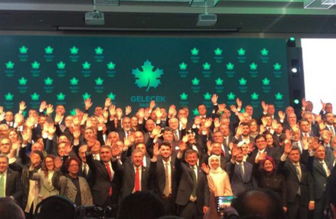 AKP’den ‘düzelme umudu kalmadı’ diye istifa eden isim Gelecek Partisi İstanbul İl Başkanı oldu