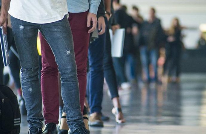 Son rakamlar açıklandı: İstihdam azaldı… Ülkede işsizlik tavan yaptı!