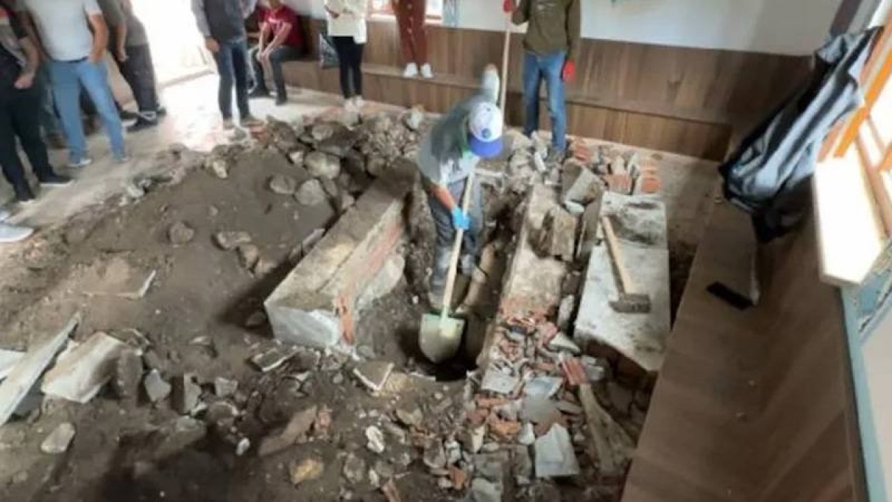 'Türbe' denilen mezardan 35 yaşlarındaki bir kişiye ait kemikler çıktı