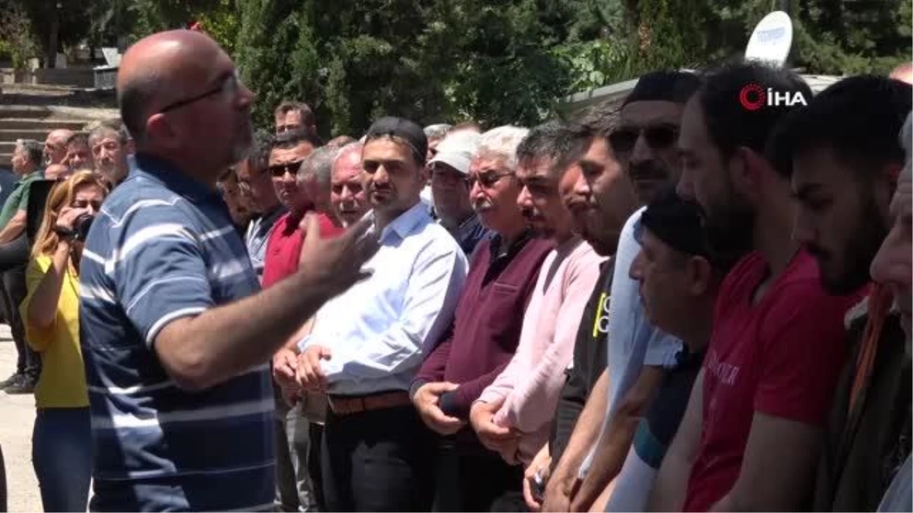 Amasya'da sel sularına kapılarak hayatını kaybeden genç kadın son yolculuğuna uğurlandı