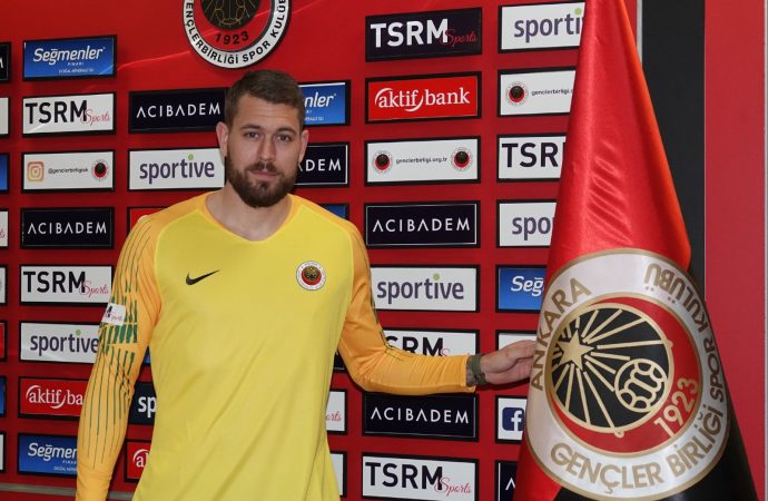 Gençlerbirliği, İsveçli kaleci Kristoffer Nordfeldt'i kadrosuna kattı