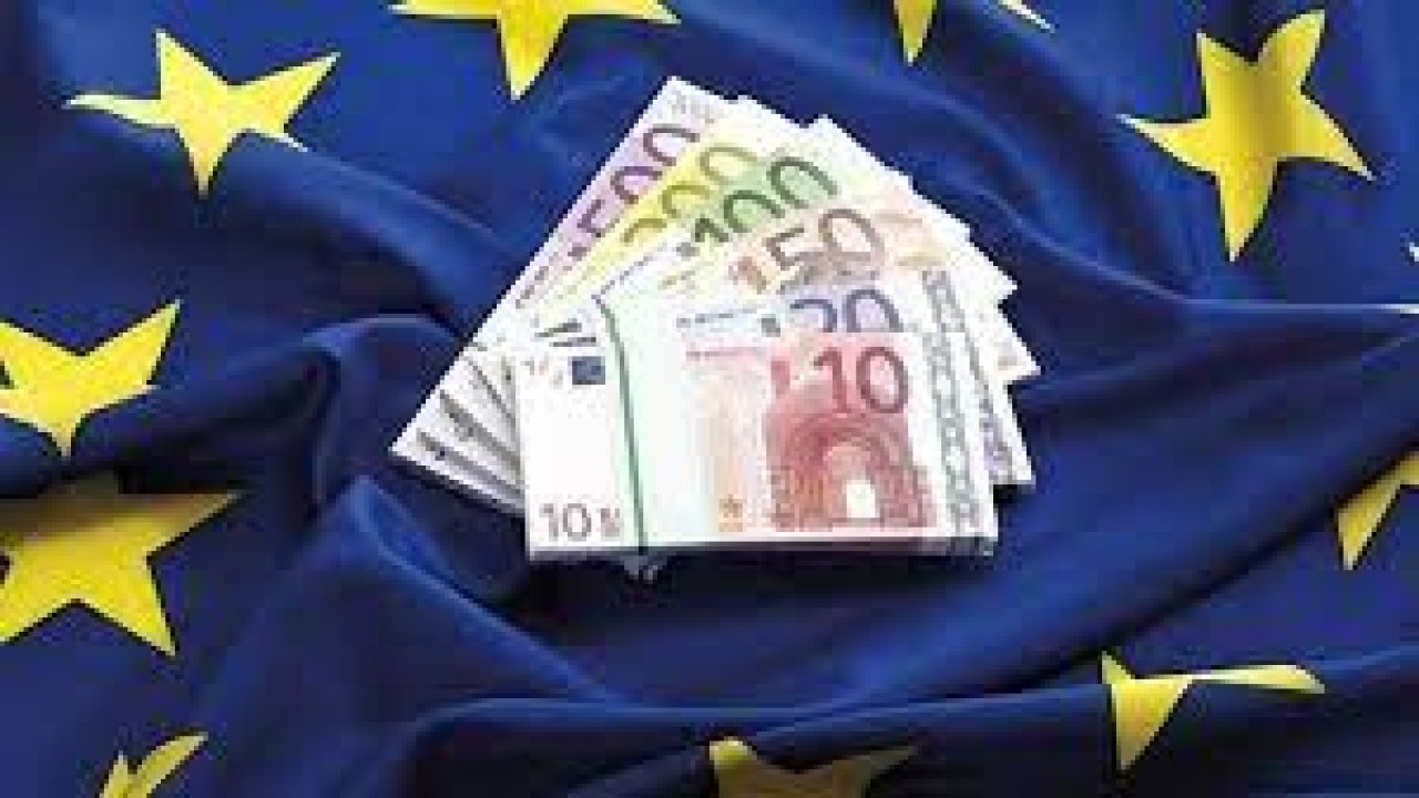 Euro Bölgesi resesyona girdi