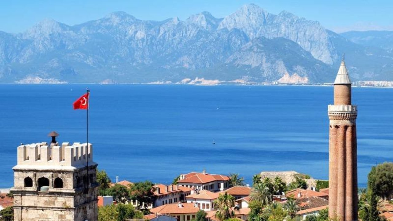 Kurban Bayramı'nda Antalya'daki oteller neredeyse tamamen doldu
