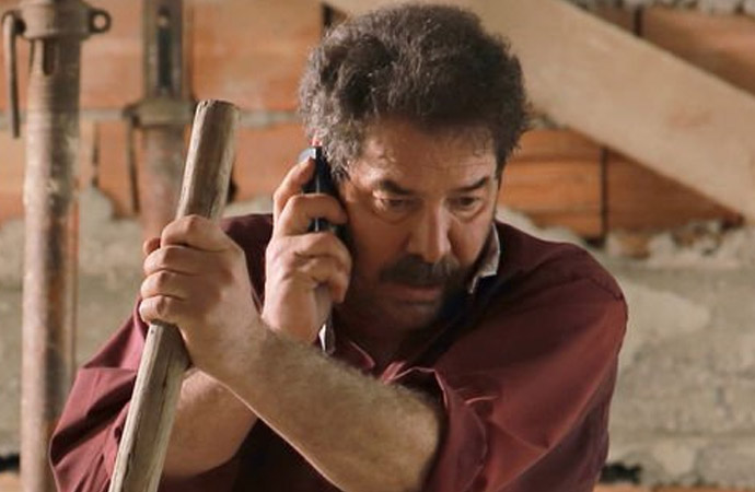 Fikret Kuşkan İtalya’da ‘En iyi aktör’ ödülünü aldı