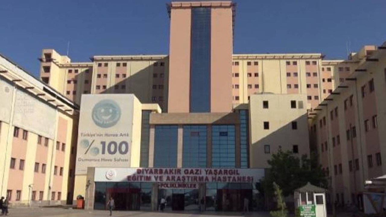 Madde bağımlısı olduğu iddia edilen genç, babasını bıçakla ağır yaraladı