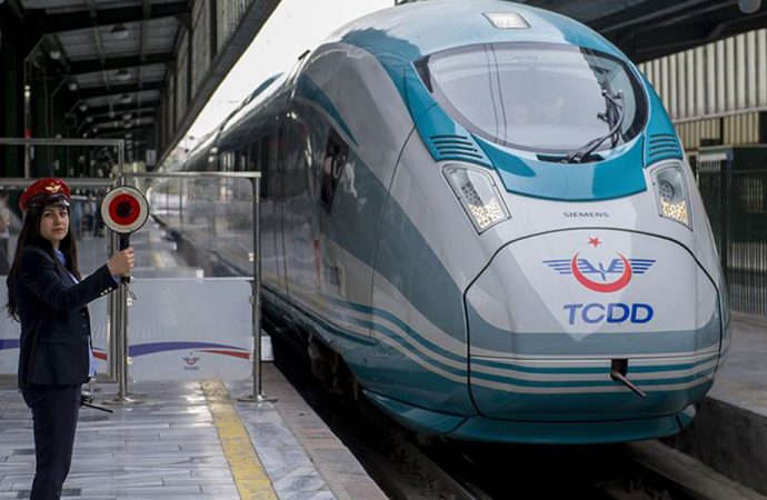TCDD’nin zam açıklamasına tepkiler çığ gibi büyüyor!