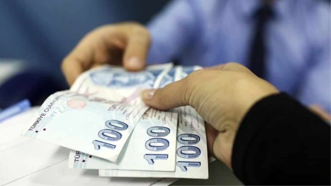 Cumhurbaşkanı Erdoğan'dan engelli, engelli yakını ve yaşlılara müjde: Temmuz aylıklarını erken ödeyeceğiz