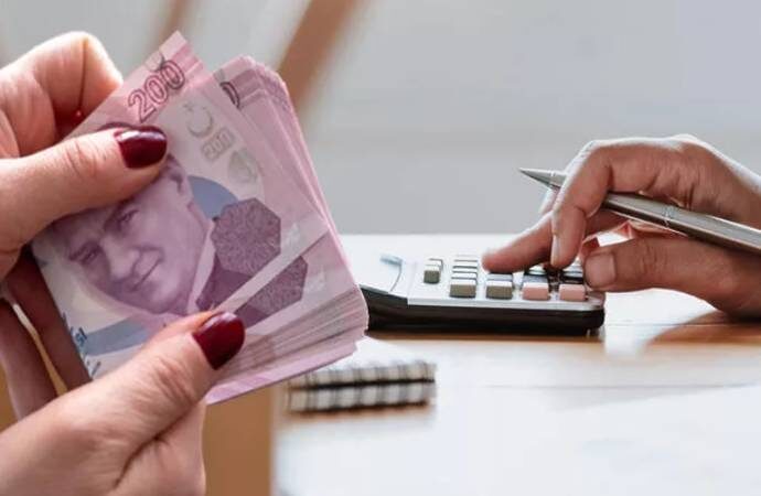 Cem Küçük asgari ücrette rakam verdi: 11 bin 58 lira
