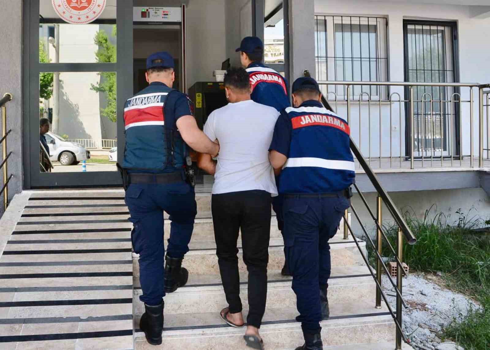 8 ayrı suçtan 43 yıl hapis cezası almıştı: Yakalandı