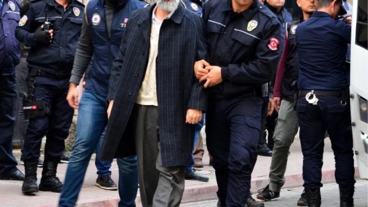 Alparslan Kuytul ve R.T. Adana'da iş insanı kaçırma davasında tahliye edildi