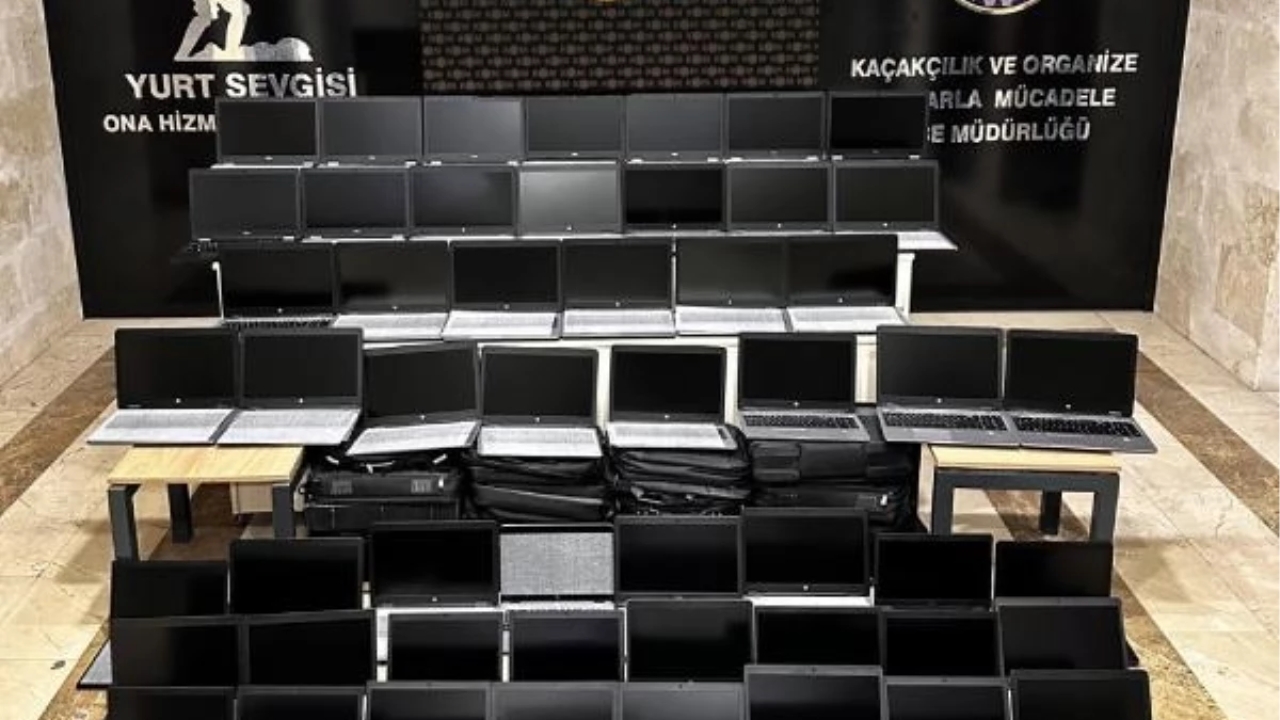 Edirne'de 1 Milyon Liralık Gümrük Kaçağı Bilgisayarlar Ele Geçirildi