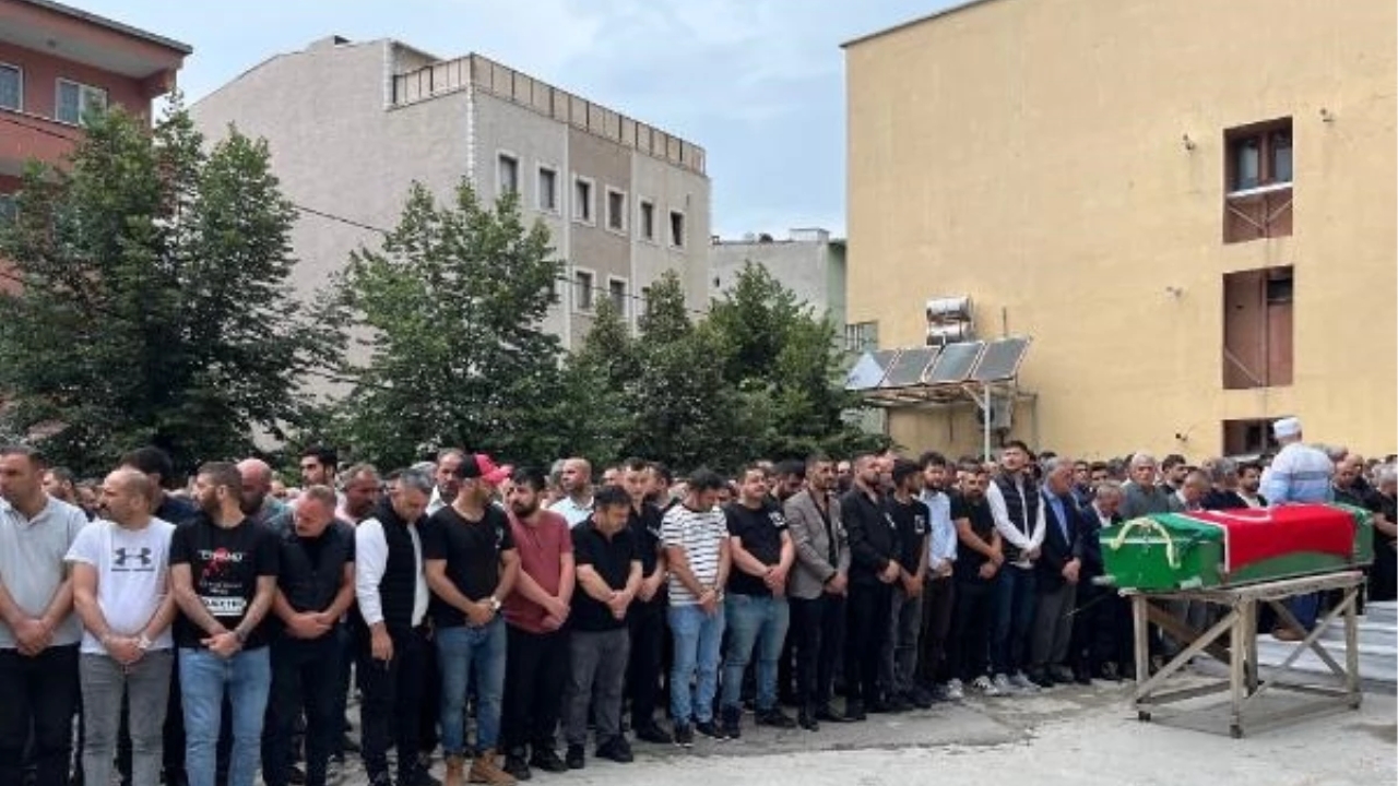 Bursa'da kayınpeder tarafından öldürülen Ali Gürbüz toprağa verildi