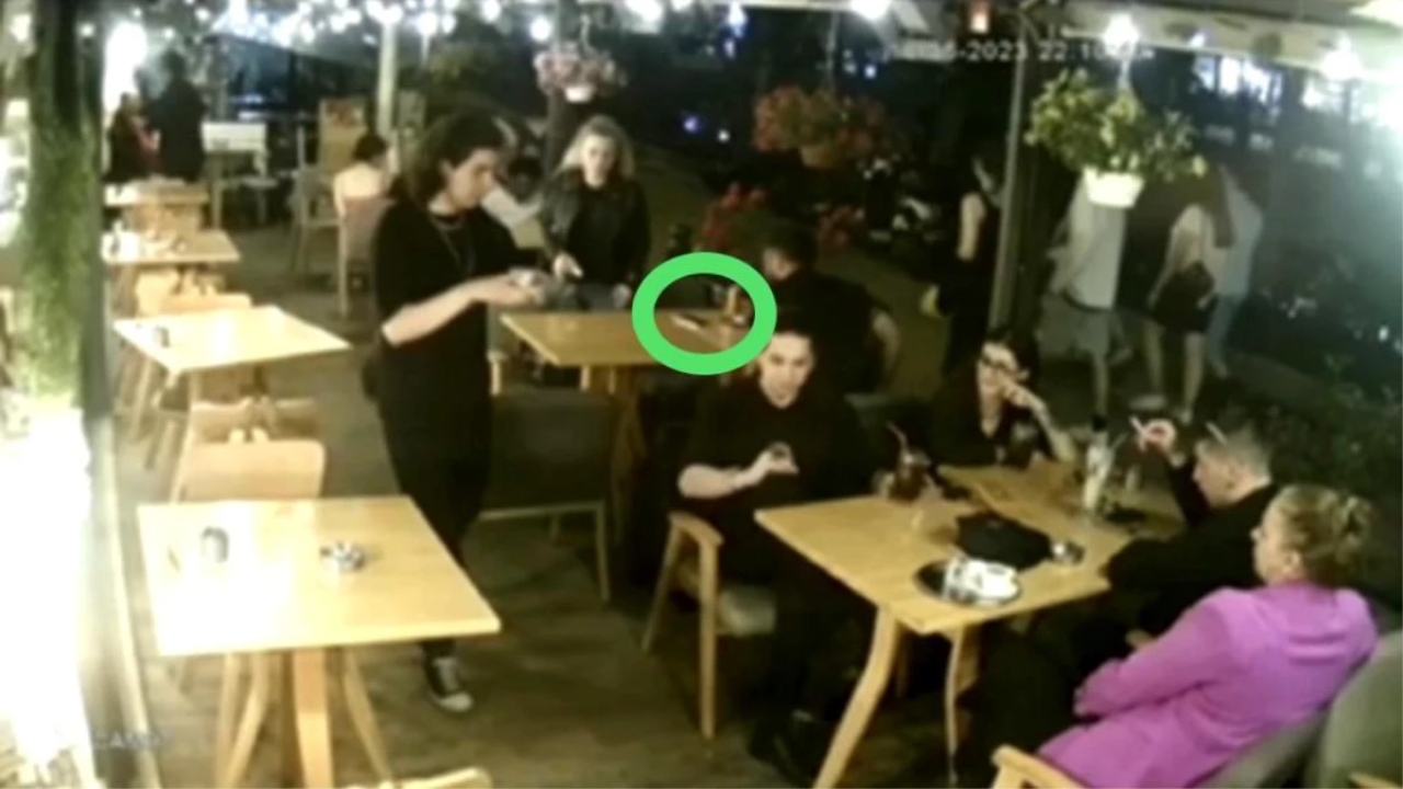 Eskişehir'de Bir Kafeden Cep Telefonu Çalındı