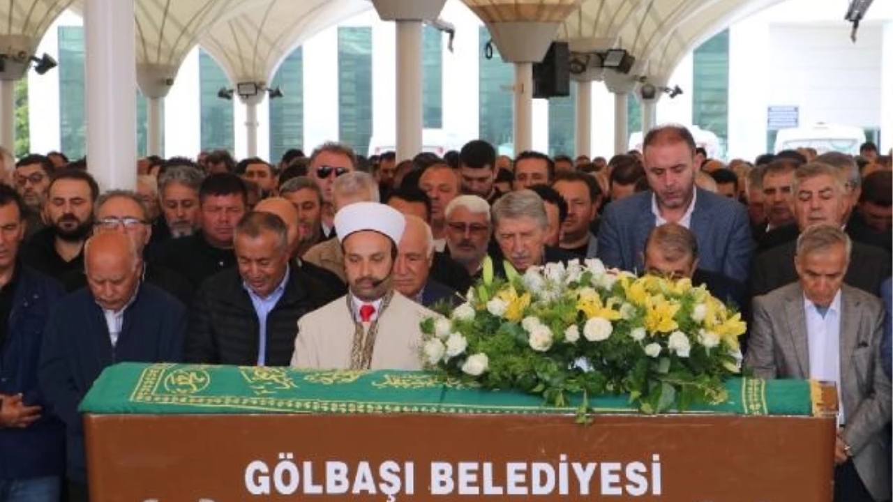 TÜGİK Genel Başkan Yardımcısı Fatih Yiğit Ankara'da toprağa verildi