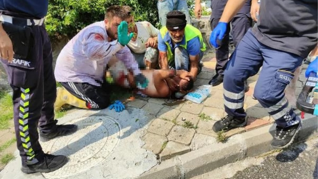 Kuşadası'nda İnşaat İşçileri Arasında Kavga: 1 Polis, 7 Kişi Yaralandı
