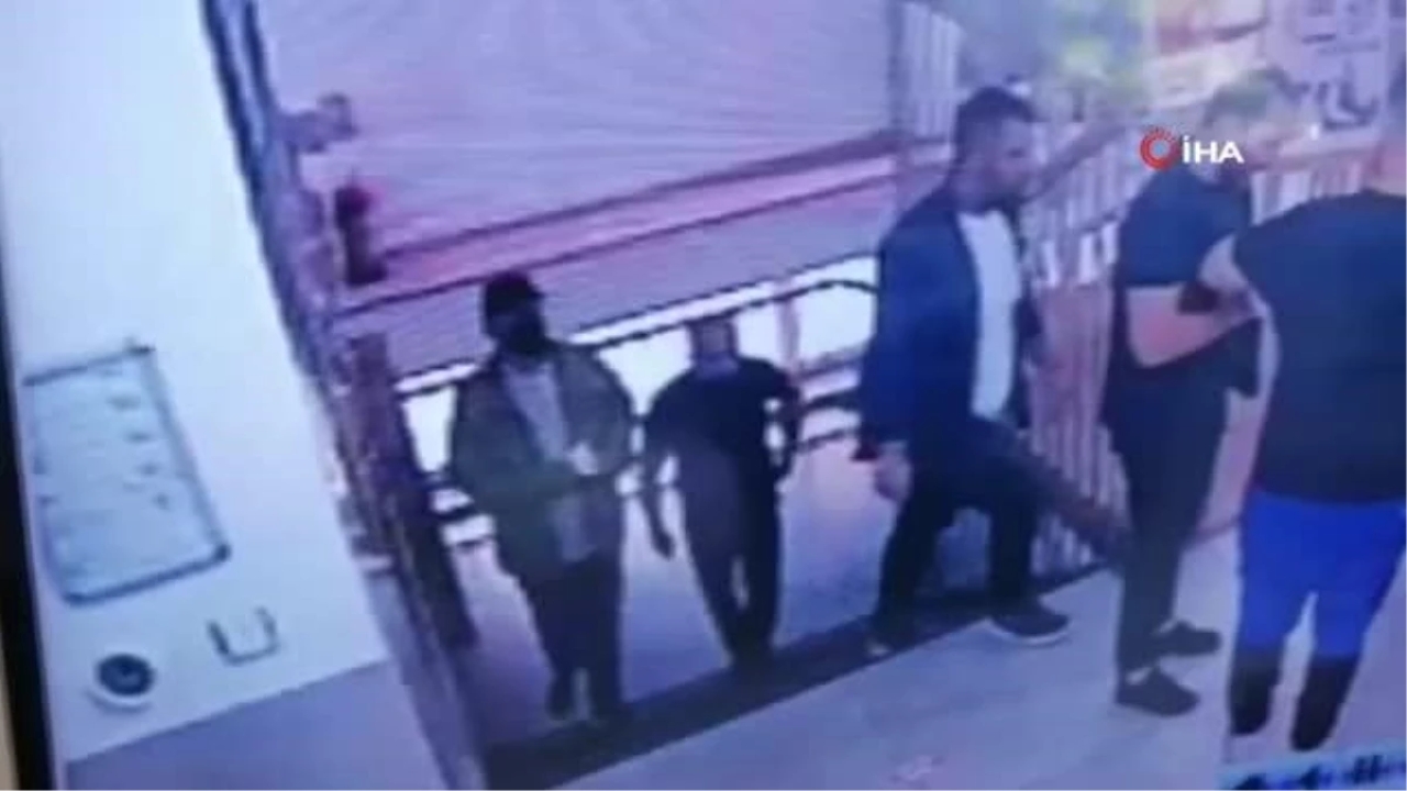 Ehliyet sınavı kopya şebekesi: 'Joker' yöntemiyle fiziksel özellikleri benzer üyelerini adayın yerine sınava g