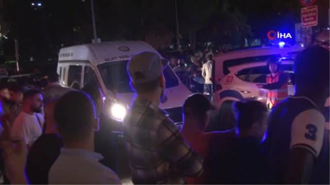 Taksim'de Otelin Demir Korkuluklarına Bağladığı İple İntihar Etti