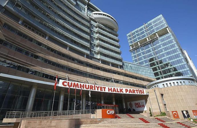Demirören Grubu’nda boykot korkusu! CNN Türk’ün üst düzey yetkilileri CHP Genel Merkezi’ne geldi