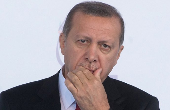 ‘Erdoğan tamamen çark etti, bir gün önce hem Amerika’yı hem Rusya’yı…’