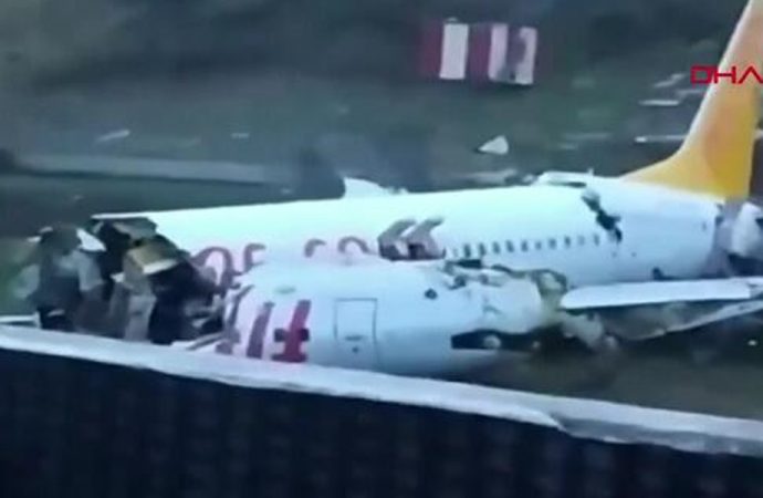 Sabiha Gökçen'de parçalanan uçağın pilotları hakkında gözaltı kararı