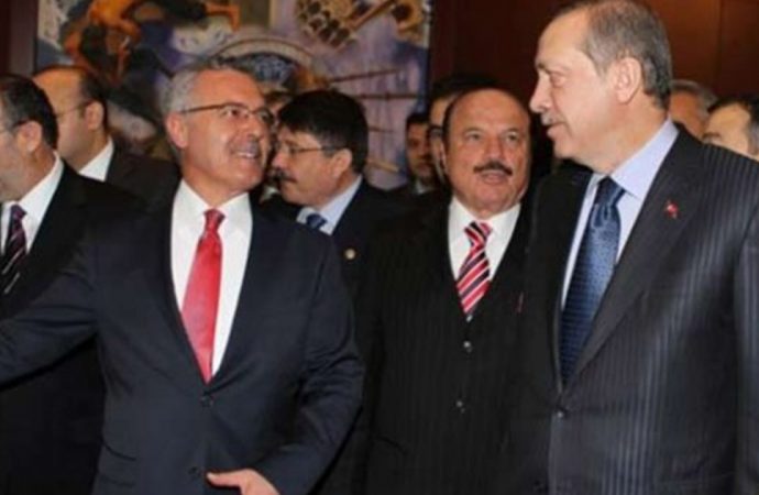 Erdoğan’dan AKP’li vekile 'espri': Bu cuma Üsküdar’dayım, o evi yıkmazsan…
