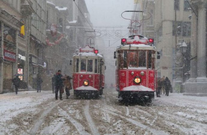 Meteoroloji’den İstanbul için ‘sarı uyarı’! Bu geceye dikkat