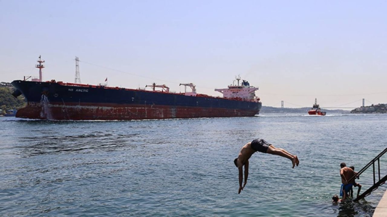 İstanbul'da belirli alanlar haricinde sahilde denize girmek yasaklandı